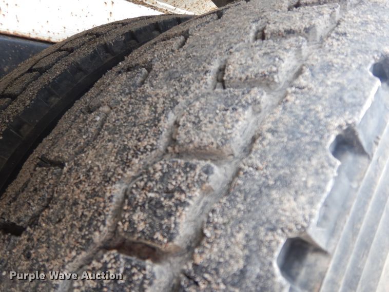 image for item II9335 1997 Chevrolet 7H4  propane truck