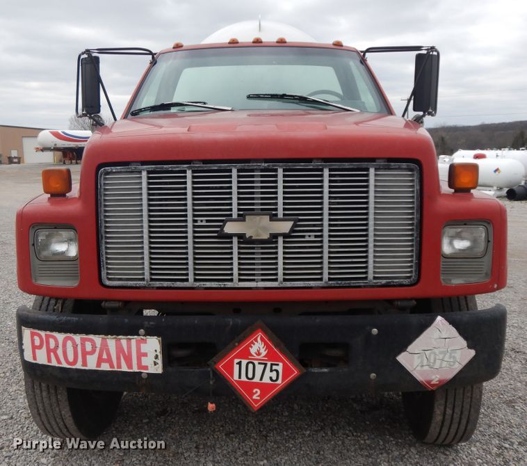 image for item II9336 1996 Chevrolet C7H propane truck