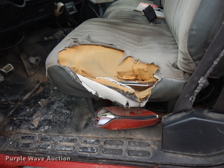 image for item II9336 1996 Chevrolet C7H propane truck