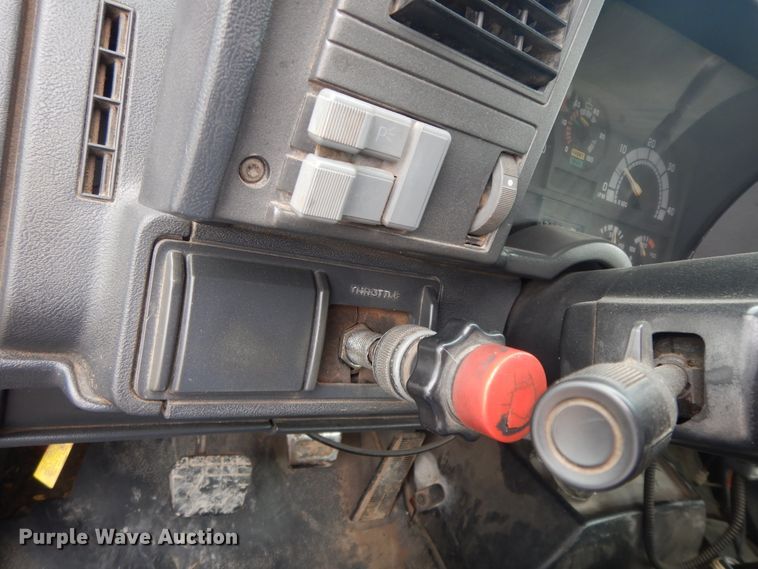 image for item II9336 1996 Chevrolet C7H propane truck