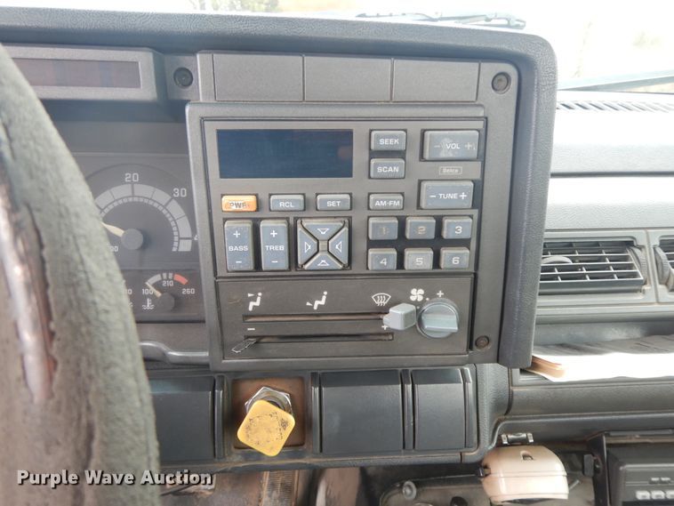 image for item II9336 1996 Chevrolet C7H propane truck