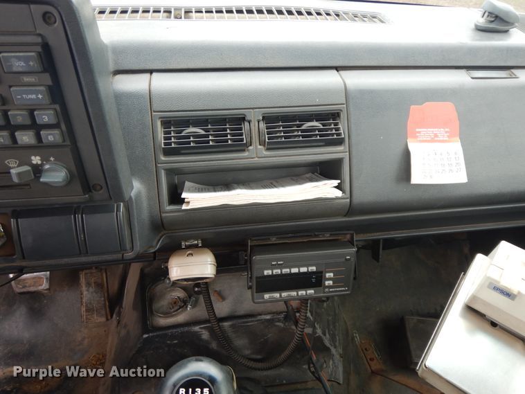 image for item II9336 1996 Chevrolet C7H propane truck