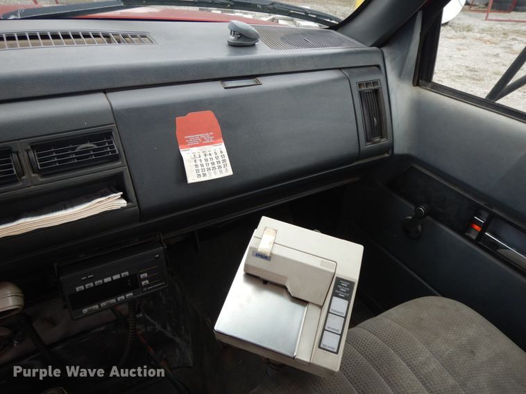 image for item II9336 1996 Chevrolet C7H propane truck