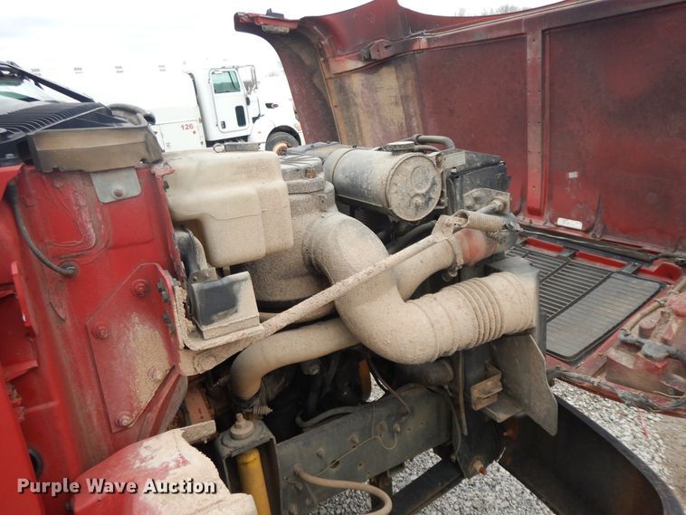 image for item II9336 1996 Chevrolet C7H propane truck