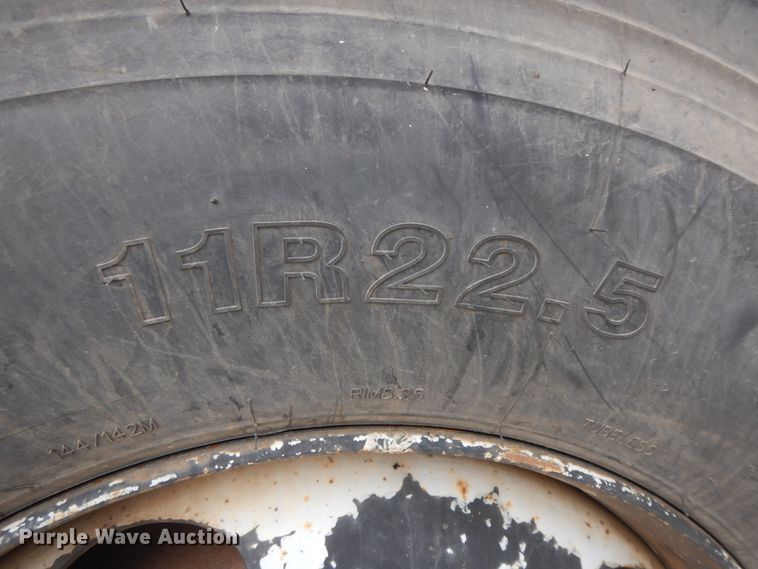 image for item II9336 1996 Chevrolet C7H propane truck