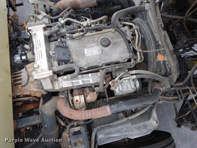 image for item II9338 2010 Isuzu NRR  refrigerated delivery truck