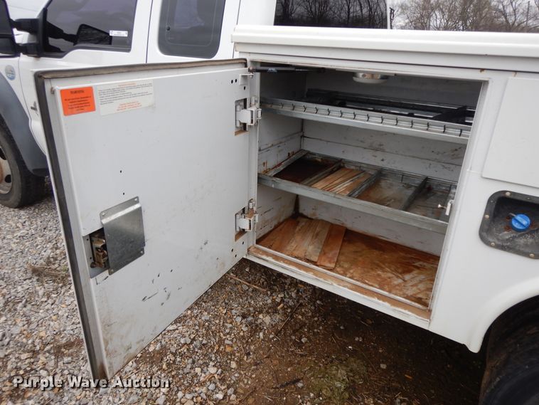 image for item II9340 2011 Ford F450 Super Duty  SuperCab utility / service truck