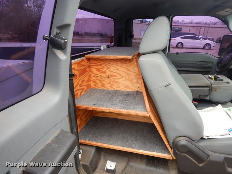 image for item II9340 2011 Ford F450 Super Duty  SuperCab utility / service truck