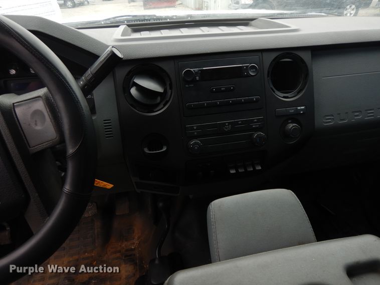 image for item II9341 2011 Ford F450 Super Duty  SuperCab utility / service truck