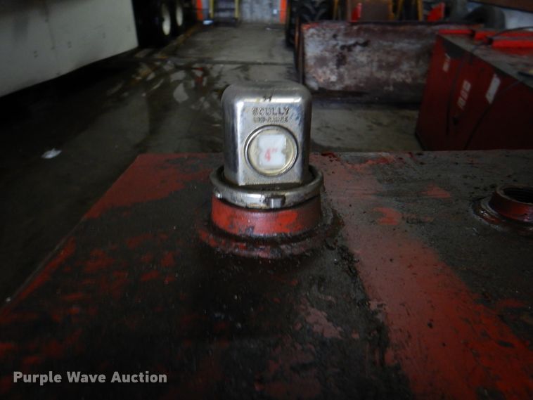 image for item II9809 Three bin oil tank