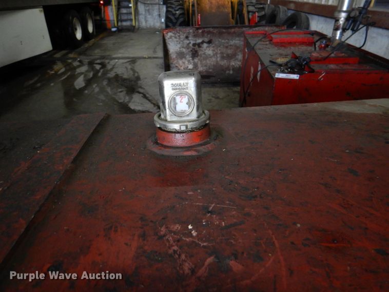 image for item II9809 Three bin oil tank