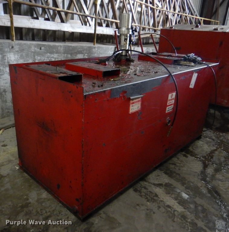 image for item II9810 Bench oil storage tank
