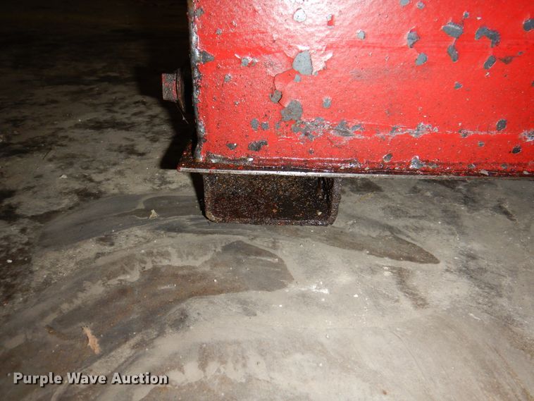 image for item II9810 Bench oil storage tank