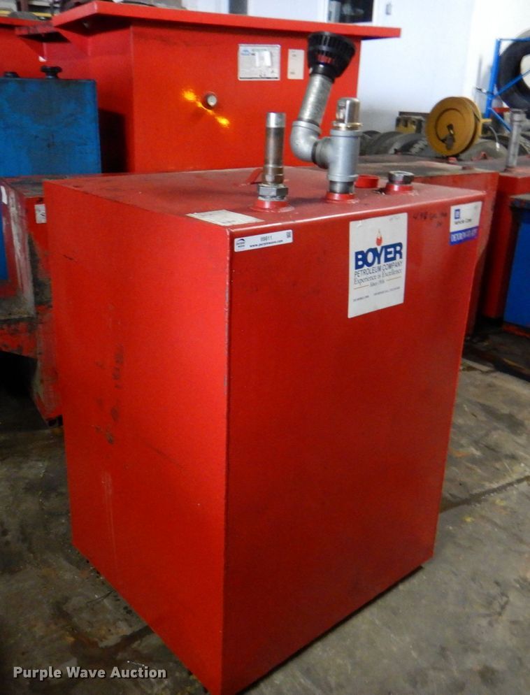 image for item II9811 Oil storage tank