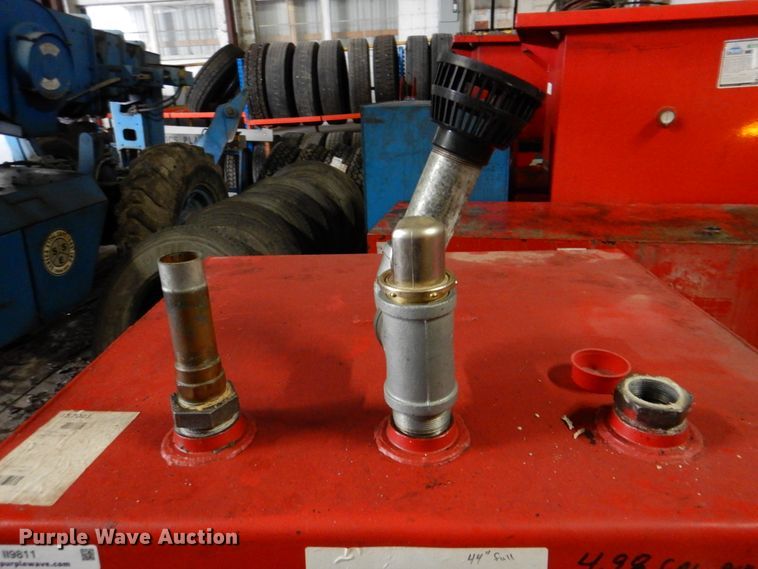 image for item II9811 Oil storage tank