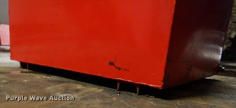 image for item II9811 Oil storage tank