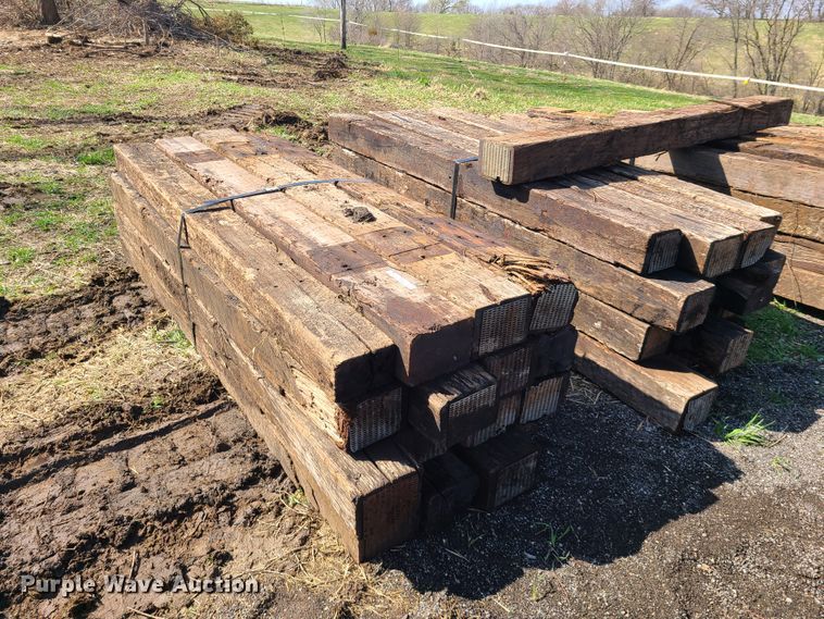 image for item IQ9067 (89) railroad ties