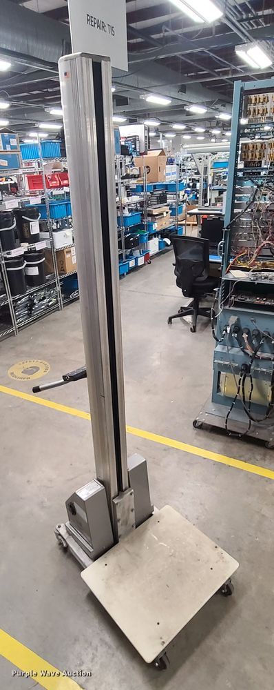 image for item IQ9072 Vestil PEL-100-A lift