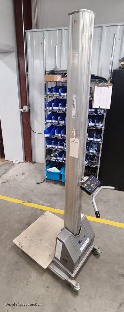 image for item IQ9072 Vestil PEL-100-A lift