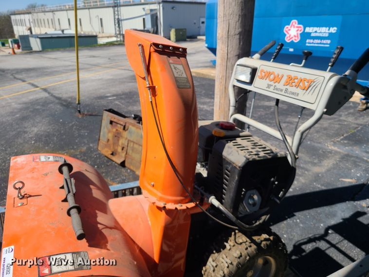 image for item IQ9082 Snow Beast snow blower