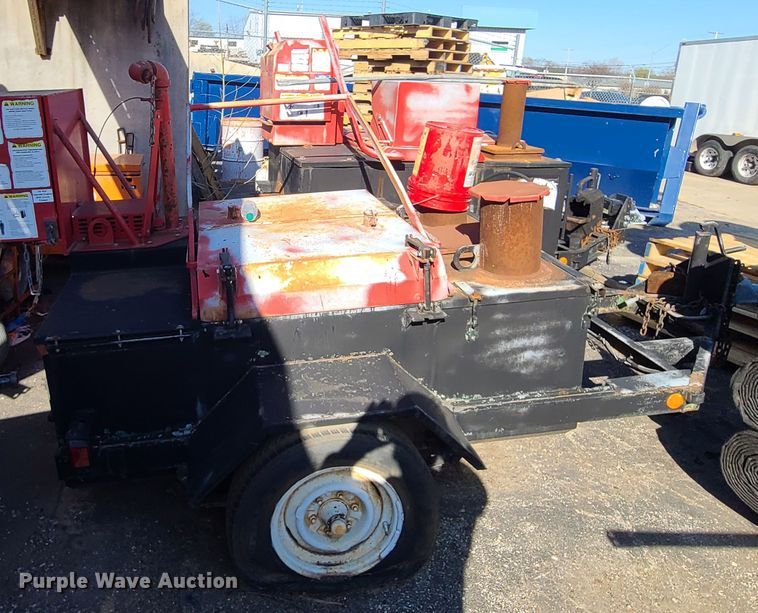 image for item IQ9093 Panther tar pot