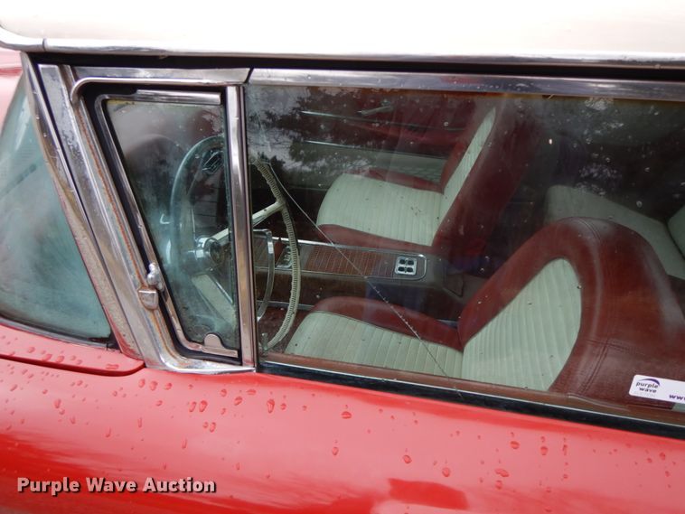 image for item IX9356 1958 Ford Thunderbird