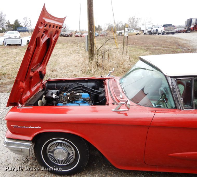 image for item IX9356 1958 Ford Thunderbird