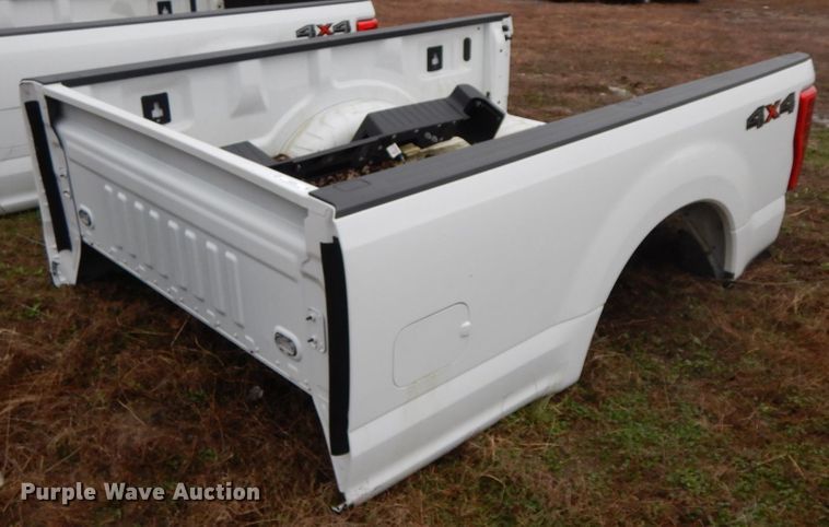 image for item IX9359 Ford truck bed