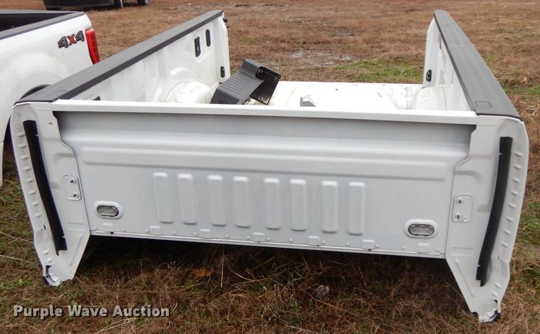 image for item IX9359 Ford truck bed