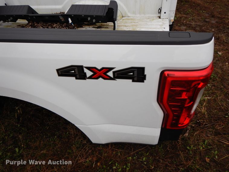 image for item IX9359 Ford truck bed