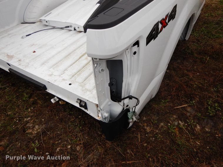 image for item IX9359 Ford truck bed