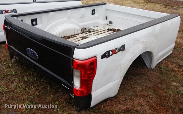 image for item IX9360 Ford truck bed