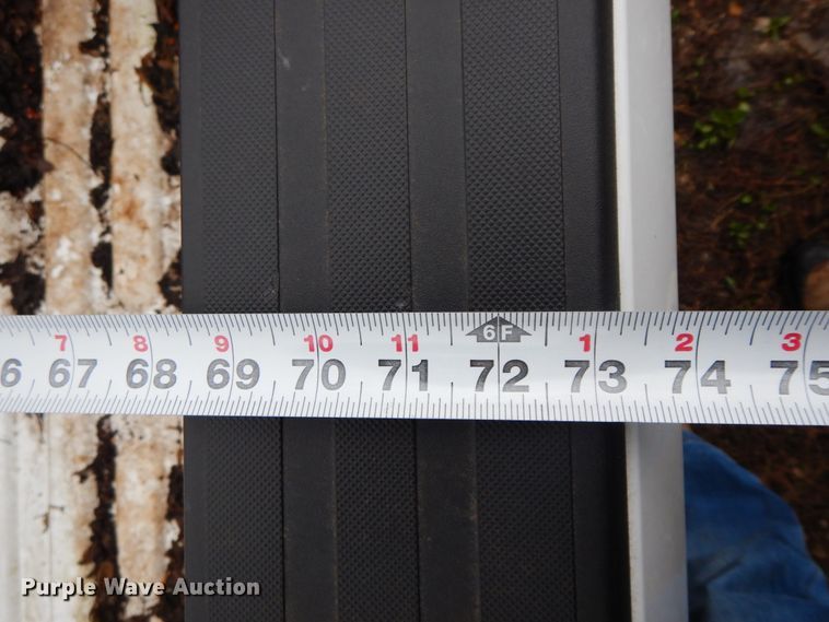 image for item IX9360 Ford truck bed