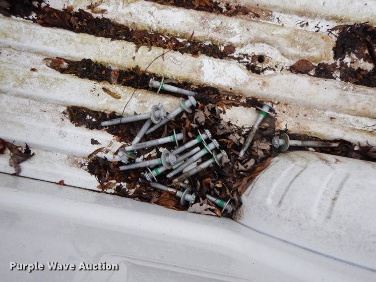 image for item IX9360 Ford truck bed