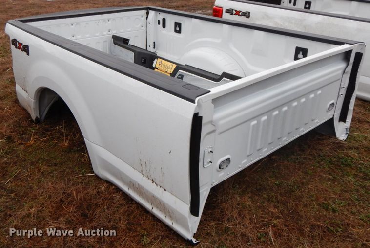 image for item IX9361 Ford truck bed