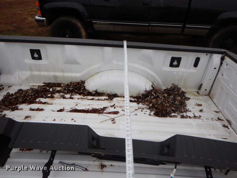 image for item IX9361 Ford truck bed