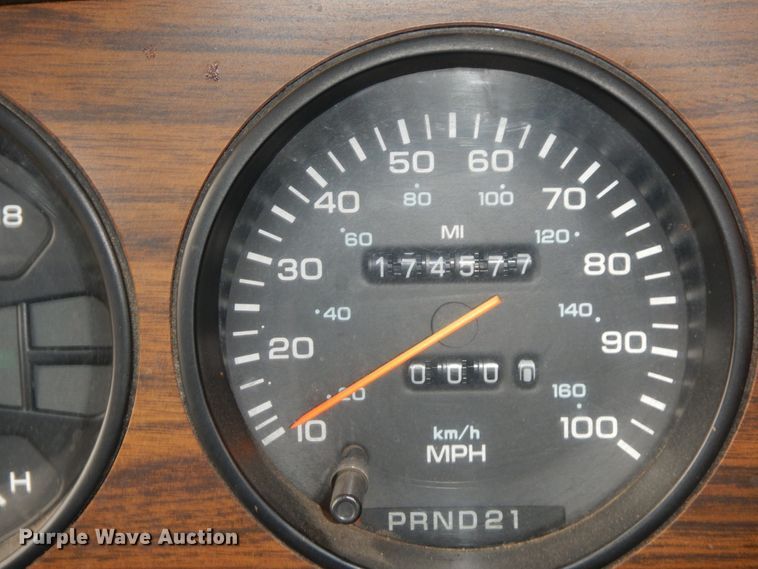 image for item IX9368 1992 Dodge Ram D150  pickup truck