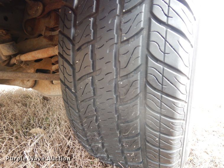 image for item IX9368 1992 Dodge Ram D150  pickup truck