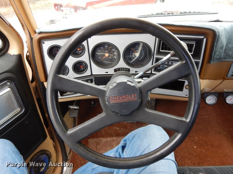 image for item IX9369 1978 Chevrolet Cheyenne 10  pickup truck