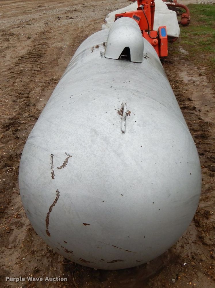 image for item IX9412 Propane tank