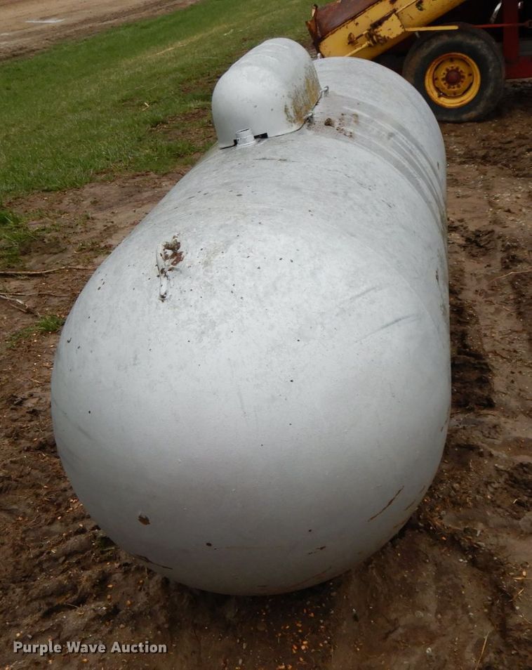 image for item IX9412 Propane tank