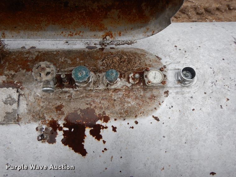 image for item IX9412 Propane tank