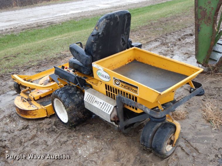 image for item IX9424 Walker MTSD  ZTR lawn mower