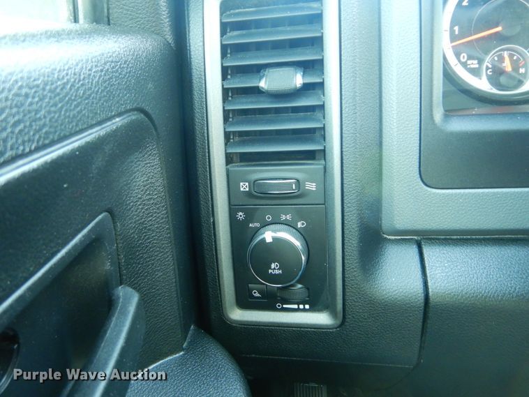 image for item IY9525 2014 Dodge Ram 1500  Quad Cab pickup truck