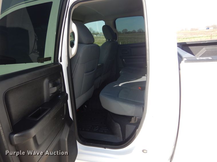 image for item IY9525 2014 Dodge Ram 1500  Quad Cab pickup truck