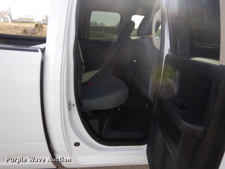 image for item IY9525 2014 Dodge Ram 1500  Quad Cab pickup truck