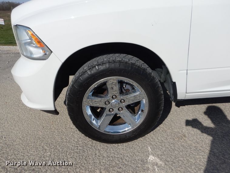 image for item IY9525 2014 Dodge Ram 1500  Quad Cab pickup truck