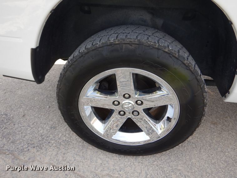 image for item IY9525 2014 Dodge Ram 1500  Quad Cab pickup truck