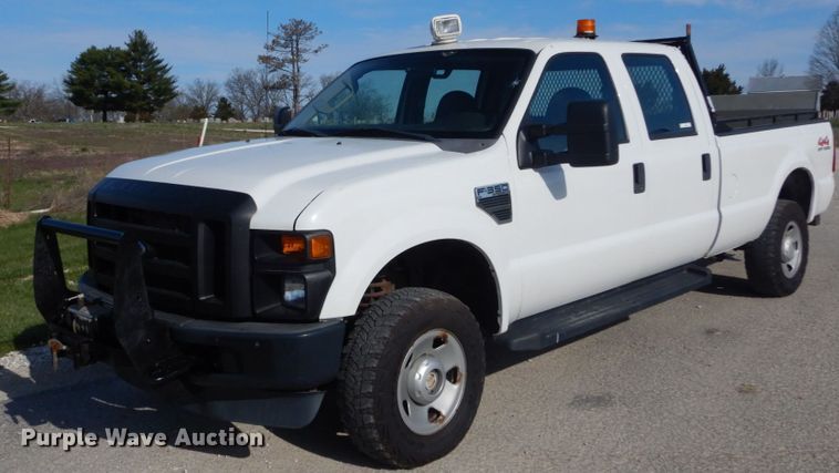 image for item IY9530 2008 Ford F350 Super Duty XLT  Crew Cab pickup truck