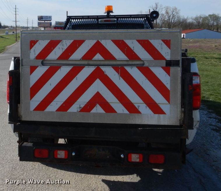 image for item IY9530 2008 Ford F350 Super Duty XLT  Crew Cab pickup truck